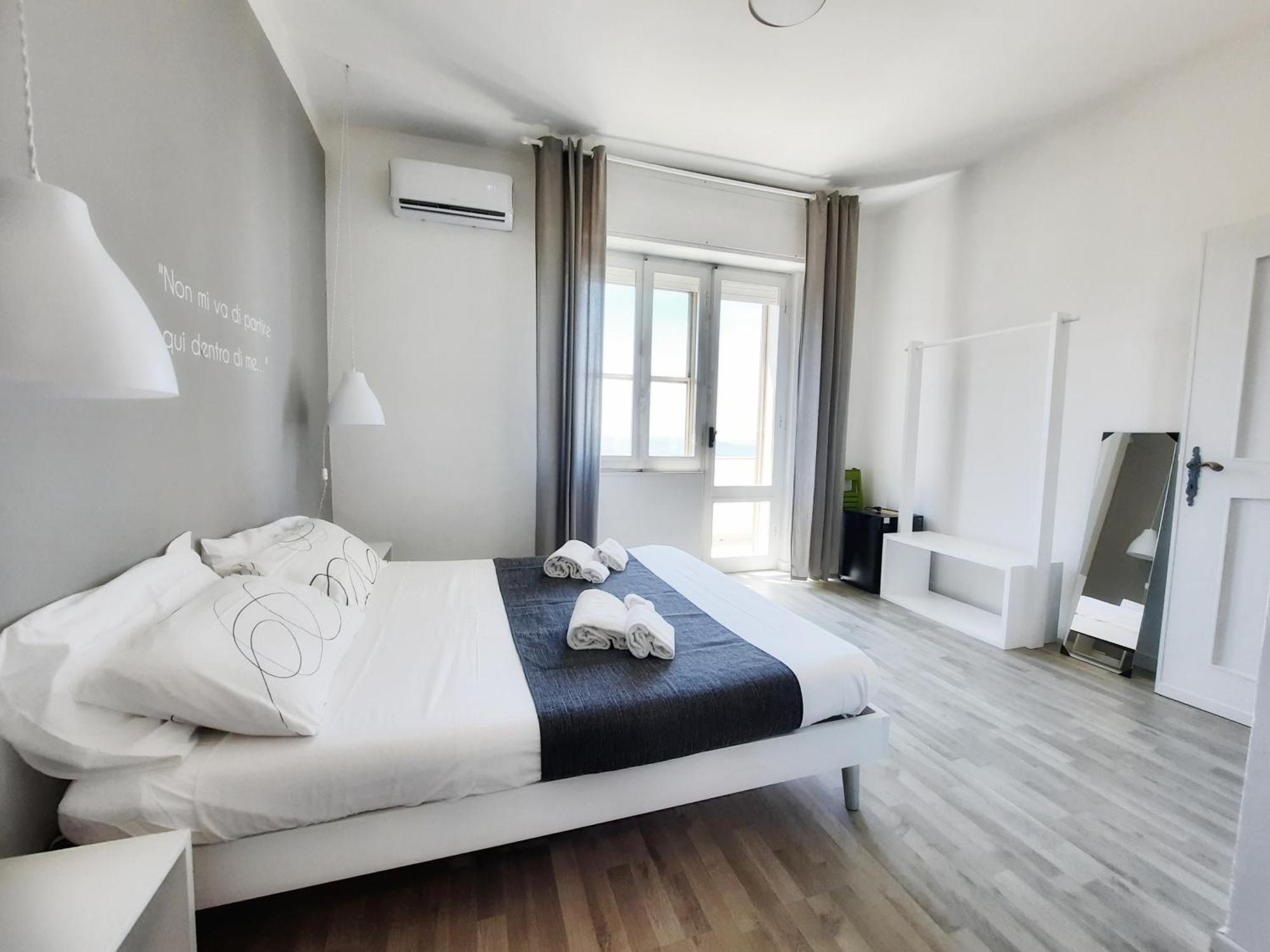 Tuffudesu Experience (Adults Only) Bed & Breakfast Osilo Oda fotoğraf
